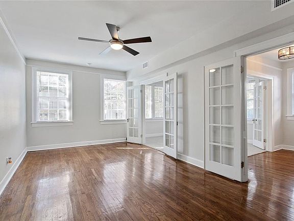 2nd image of 4503 Prytania St APT C