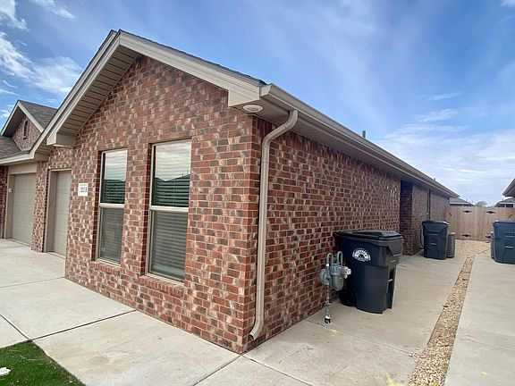 2nd image of 2113 N Avenue J #B