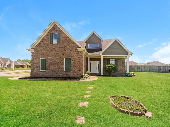 8395 Blue Lagoon Dr, Arlington, TN 38002