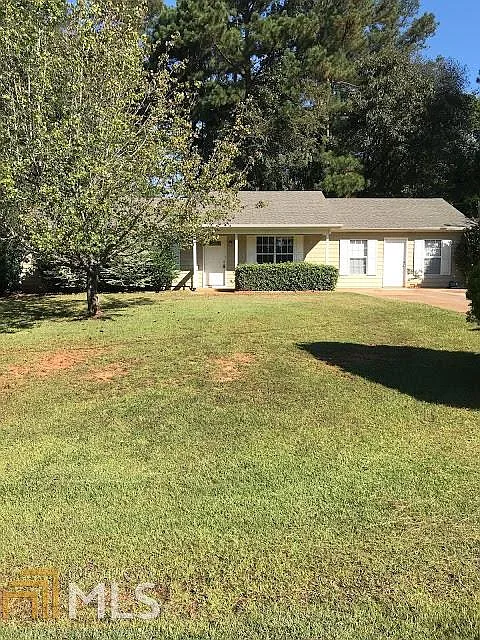 150 Stoneview Cir photo 1