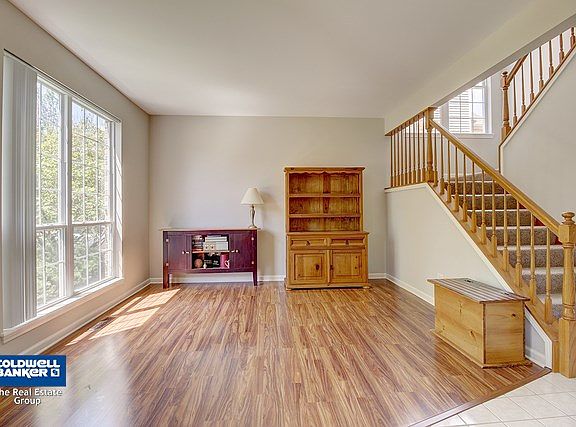 3rd image of 2420 Hannibal Cir