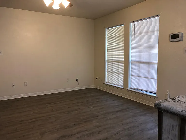 823 N 17th St #823 — Photo 3