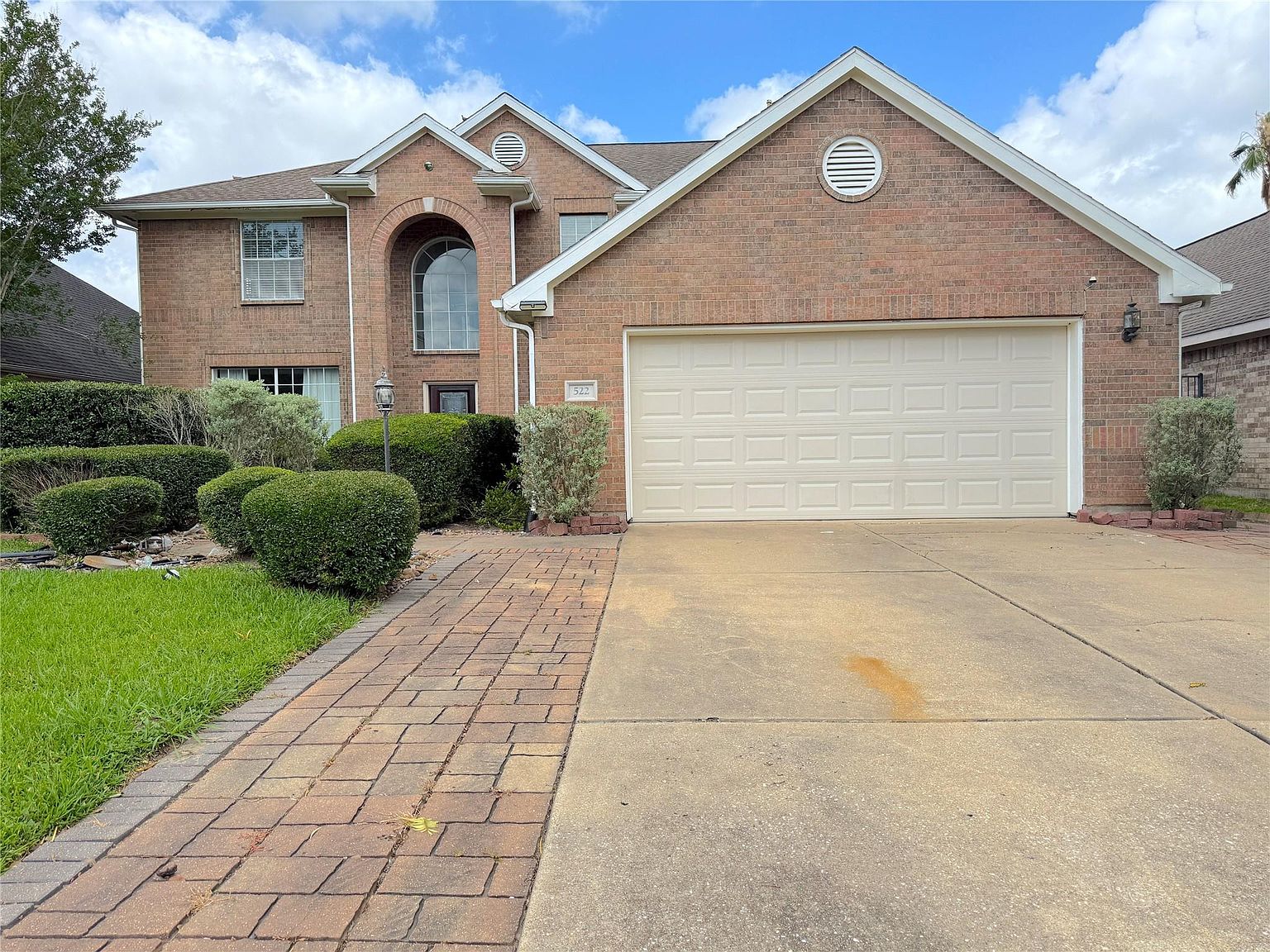 522 Chickory Field Ln