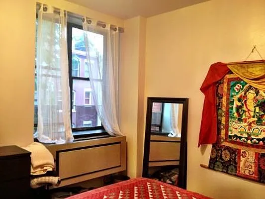 Rented by Clatter Realty Inc. | media 39