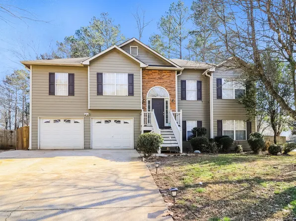 12 Oak Crest Ct, Dallas, GA 30132