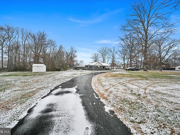5th image of 2440 Blue Ball Rd