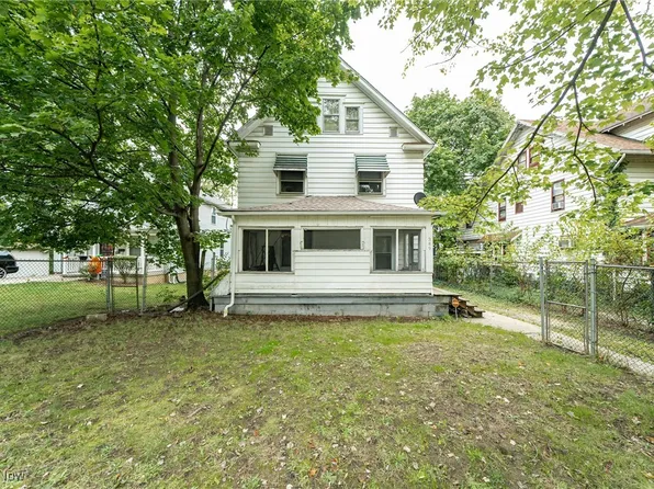 389 Talbot Ave, Akron, OH 44306