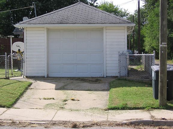 4th image of this home