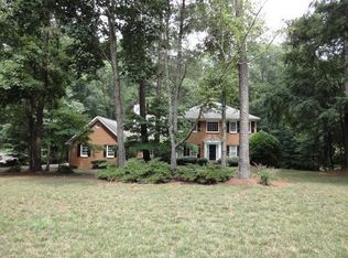 4290 Inns Brook Dr, Snellville, GA