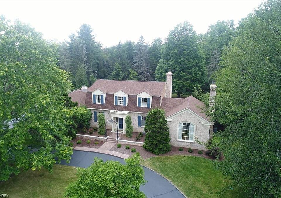 1st image of 190 Newport Dr