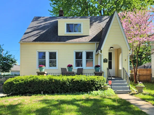 630 Buckingham Ave, Flint, MI 48507