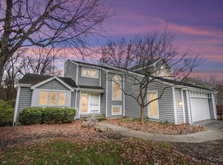 3797 Chimney Hill Dr, Cincinnati, OH 45241