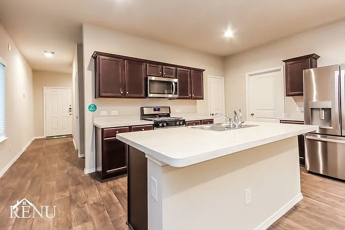 Building Photo - 2407 Heeney Park Ln
