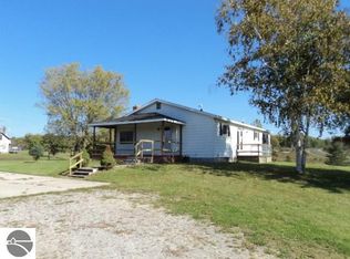 4918 Town Hall Rd, Hale, MI 48739