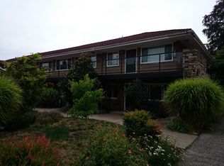 526 17th Ave E APT 2, Seattle, WA 98112