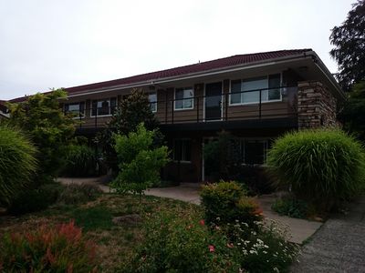 526 17th Ave E APT 10, Seattle, WA, 98112