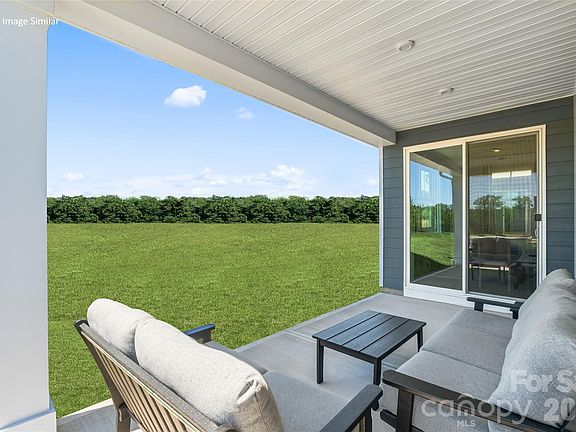 2nd image of 3133 Ravenfield Ln