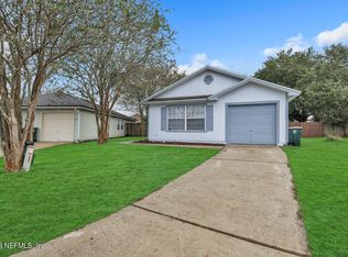 8728 Townsquare Dr N, Jacksonville, FL 32216