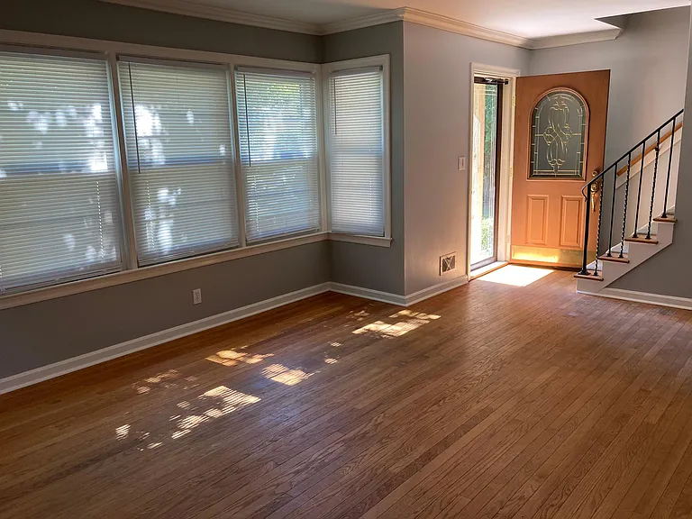 3405 Bryan Way — Photo 3