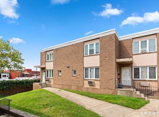 Wooster Court, New Haven, CT 06511