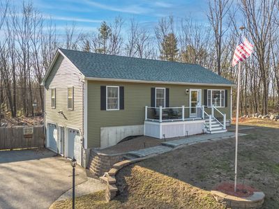 54 Cross Road, Sandown, NH, 03873