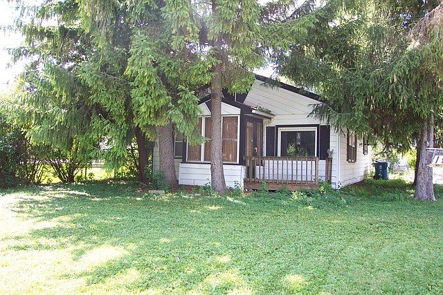 1st image of 10400 S 82nd Ct