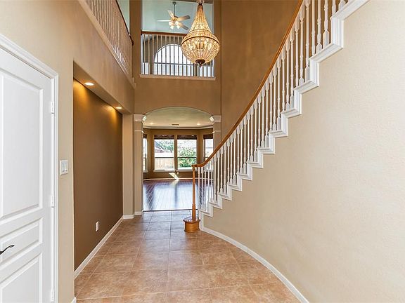 4th image of 12414 Santiago Cove Ln