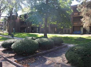 Trent 558, Pittsburgh, PA 15221