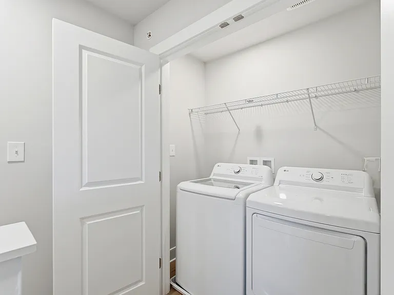 227 Oliver Way — Photo 17