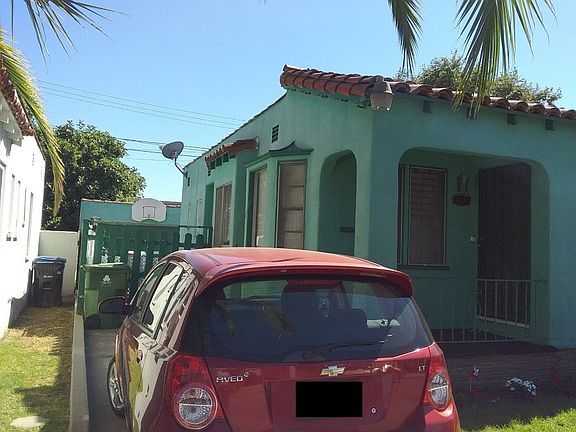 3rd image of 8830 David Ave