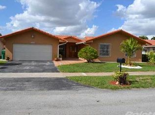 10469 SW 23rd Ter, Miami, FL 33165