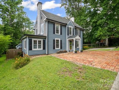 321 Ehringhaus St, Hendersonville, NC, 28739