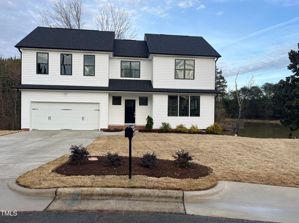 3204 Overlook Ct, Burlington, NC 27215