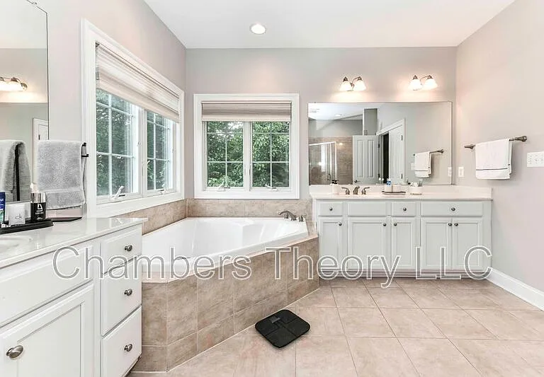 1840 Mamie Dyer Ln — Photo 19