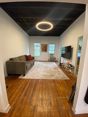 Rented by Francis Castoria LREB | media 2