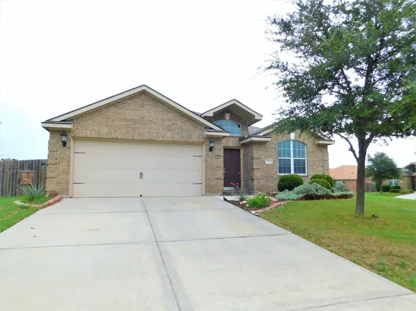 101 Kincaid Dr, Sanger, TX 76266