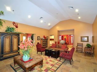 1 Gatehouse Ln APT 125, Franklin, MA 02038