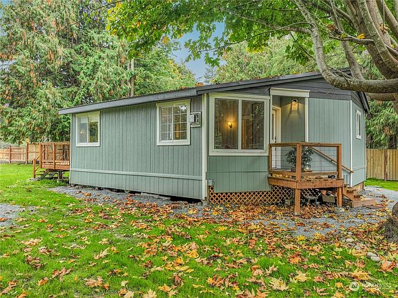 3rd image of 41588 Cape Horn Drive