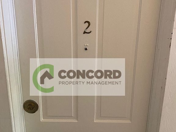 3rd image of 127 S Mendenhall St APT 2