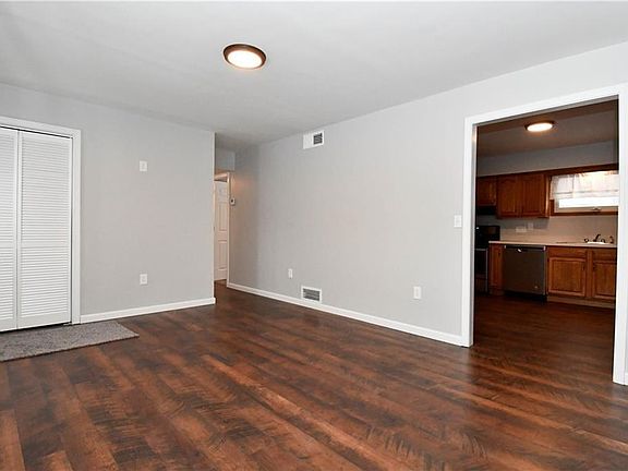 2nd image of 339 Delaware Ave