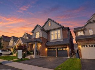 25 Learmont Ave, Caledon, ON L7C 3N3