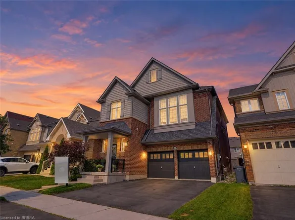 25 Learmont Ave, Caledon, ON L7C 3N3