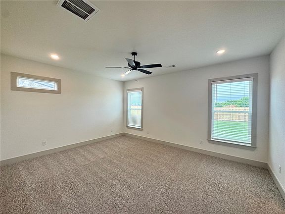 5th image of 4703 SW Elderwood St