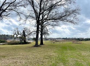 7562 Hunstock, Denham Springs, LA 70706