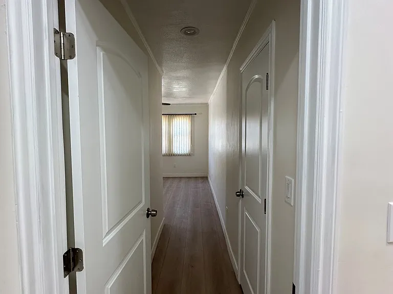 328 E Linda Vista Ave — Photo 8