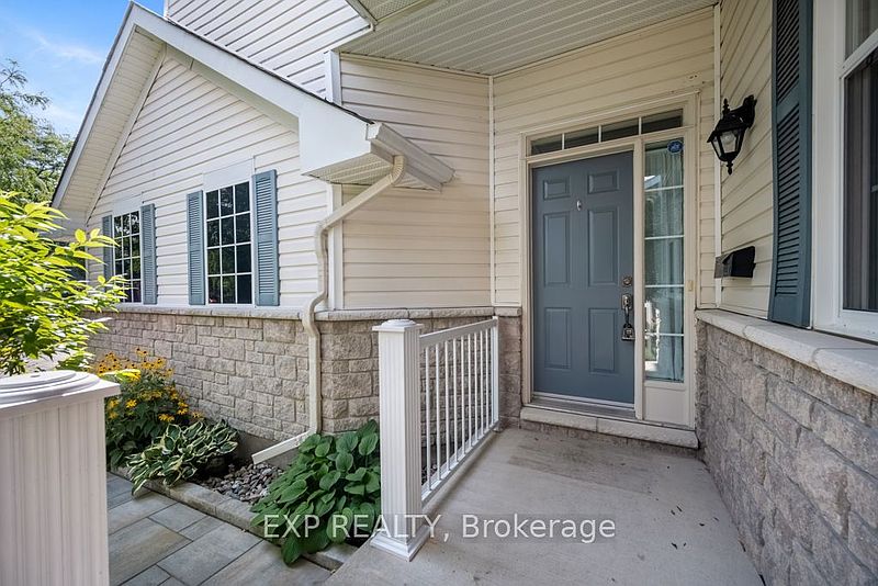 Ottawa House for rent - 4 Bedrooms — photo 3