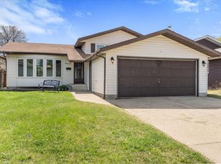 4627 10a Ave NW, Edmonton, AB T6L 4E4