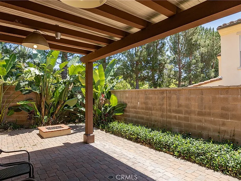 37 Larkfield — Photo 37