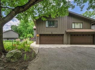 7444 Mill Race Ln, Northfield, OH 44067