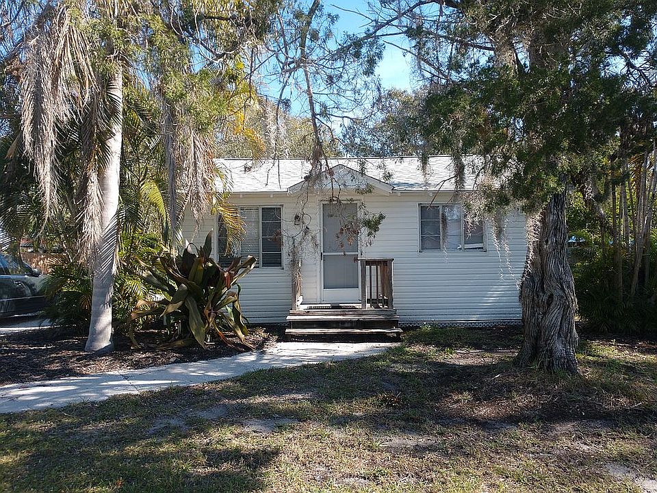 1st image of 304 River Blvd